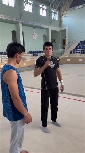 Ruslan Fayziyev 🇺🇿 on Instagram: "This tutorial went crazy🤩 200M views💥🚀 . . . . . #calisthenics #tutorial #streetworkout #workout #gymnastics #acrobatics #gymbro #gymboy #parkour"