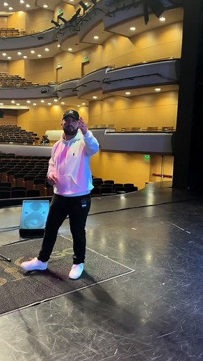 Lucas Sugo en el Auditorio Nacional del Sodre 2024