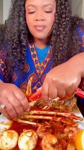 What is the best thing to eat in this Ultimate Lobster tail seafood boil? Shrimp, lobster tails,