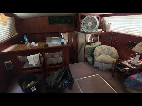 1980 Chris Craft 45 Commander walk around