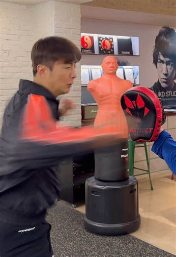 Mastering Hook Punch Technique in Martial Arts