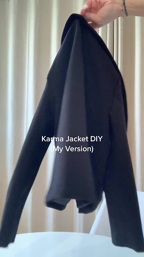 Here’s the Karma Jacket (My Version) and how I DIYed it! I went the easy route with hot glue and will be going back and using needle and thread to add some extra hold in places. Cause why not?! You can try out your favorite fabric glue, but I started with mine, and it did not hold as planned. Even after drying the fringe was falling off, so i started over with hot glue. If you don’t have a sewing machine and want to DIY it, this worked for me! #karmajacket #tinseljacketdiy #tinseljacket #karma #