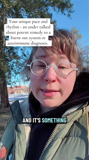 Checking your pace is a great way to interrupt patterns of stress and give your body different feedback. Are you running from a bear while doing household tasks? Your body doesn’t know the “why” behind your uptick in speed, rate of breath etc - often this equates to “danger” for sensitive systems. This one piece has been a big game changer for me and for clients. If you’d like some guidance check out my 1:1 online somatic support session. #somatic #somaticmovement #craniosacraltherapy #autoimmun