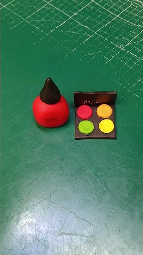 How to make fondant makeup kit easy way / makeup cake / cake topper #fondant #makeup #cake