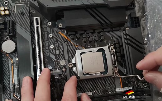 英特尔酷睿cpu安装视频 i7 10700