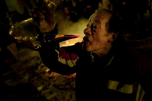 Comment la population mondiale boit-elle de l'alcool ?