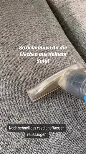 Flecken vom Sofa entfernen mit Hyla Nassreinigung