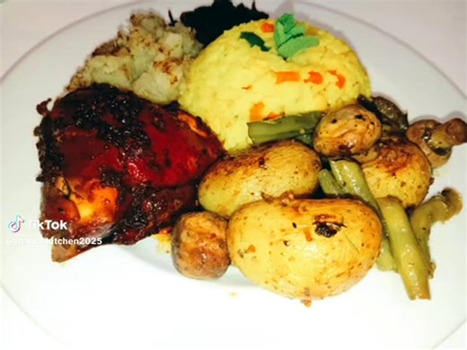 Mama's kitchen home cooked meals...delicious and tasty  | Mama's Kitchen | Facebook