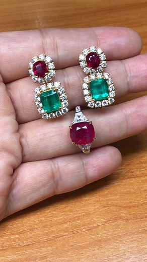 287 reactions · 3 comments | ❤️ “A perfect harmony of emerald green and ruby red — classic beauty, forever style.”#yinchinmogokgems | Yin Chin - ( Mogok Gems) | Facebook