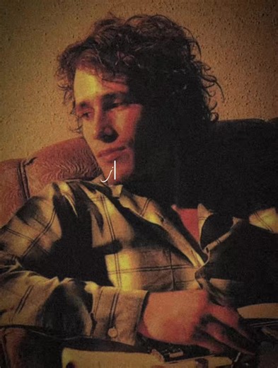 The Magic of Jeff Buckley's Live Singing