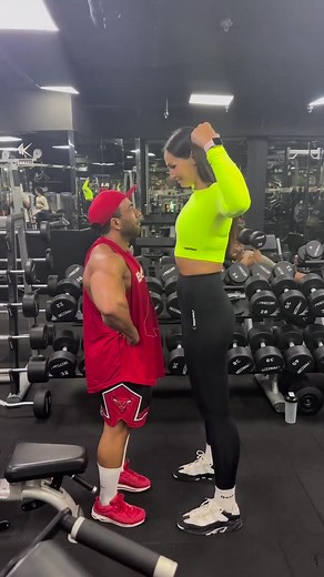 Katarina Kavaleva: Embracing Height and Strength | Tall Women Fashion Model