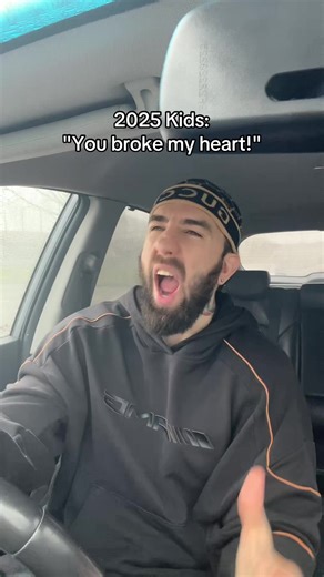 The beat stays. People change 😳 #splitlife