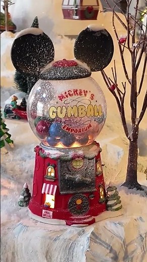 Disney’s Yacht Club Christmas Train Display 🎄🚂 | 2025 Gingerbread Magic