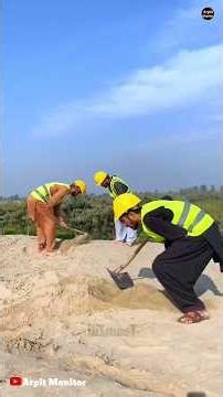 मजदूरों को मिला सोने का खजाना 🤯 | ‪@MRINDIANHACKER‬ ‪@CrazyXYZ‬ #shorts #short #viral #story