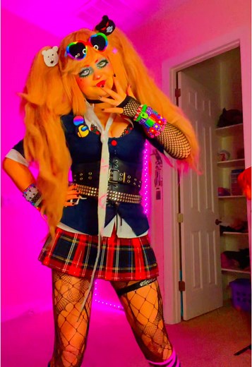 Junko Enoshima Cosplay Showcase and Story Updates