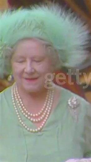 The elegance of the Queen mother in 1981#queenmother👑 | mother