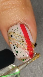 499K views · 833 reactions | Easy christmas nail art ideas for beginners #begineersnailart #cutenailinspo #chrismas2025 #naildesignsideas #christmas2025 #easynailsathome #nailsonfleek #easynailartideas #NailHack #christmasnailinspo #nailart #winterfashion #wintervibes #nailsofinstagram | SS nail art ideas | Facebook