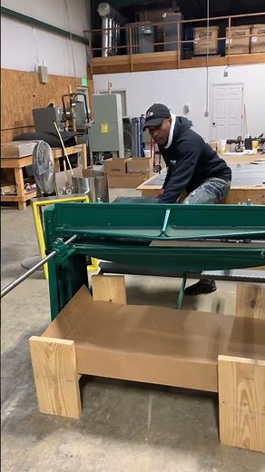 Tennsmith 4 Ft Stomp Shear