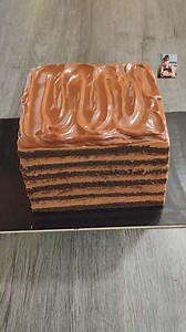 3.1M views · 40K reactions | Prajitura Matilda ciocolatoasa,fina sí delicioasa nu te poti opri din mancat  reteta pas cu pas aici  #Viral #ciocolata #CREMA #retete #reteteusoare | Bucătărește cu Rodica | Facebook