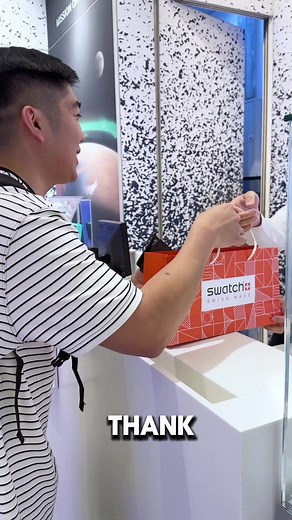 Omega X Swatch Speedmaster MoonSwatch Snoopy