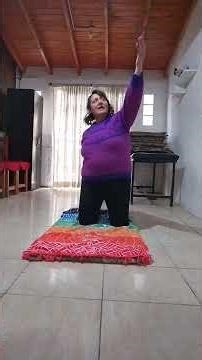 yoga media postura del camello