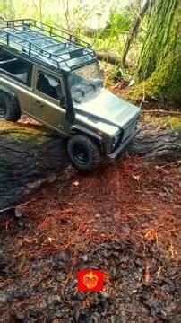 Real Articulation! - ගස් මුල් අතරේ Defender 98 ගේ Amazing Grip එක (4x4 Test)