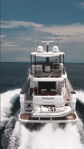 2021 Azimut Magellano 66 brokerage listing at MarineMax in Naples, FL ‪@yachtsalesbyjamescorts‬