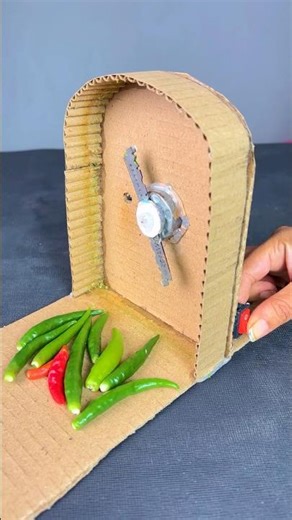 DIY CHILLI CUTTING MACHINE!