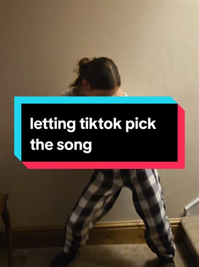 Chrissie Hadfield (@chrissiehaddy)’s videos with It's Tricky - RUN DMC