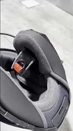 How to install your Cardo Packtalk Edge with ‪@cyclegeartv‬ #cardofam #askforcardo #packtalkedge