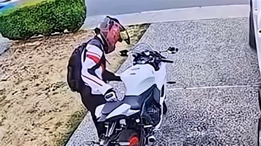 摩托车: 跟了你遭老罪了