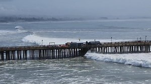 🚨[11:35 AM PST] - Happening now in Capitola! The swell has not even peaked yet. You are risking your life and the lives of others by getting in or too close to the water. | US National Weather Service San Francisco Bay Area/Monterey California
