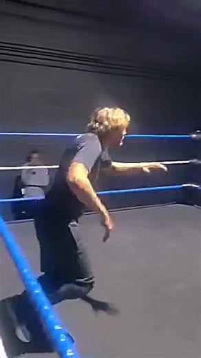 Last night at EVW Next Gen Advance, we focused on dives — building the confidence to try new things and trust our instincts. We finished the session by turning up the intensity and bringing more realism to our work. | Evolution Wrestling: Next Gen