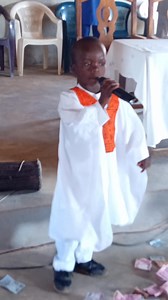 Samuel aka samo live on stage. | Emmanuel Solomon Mago