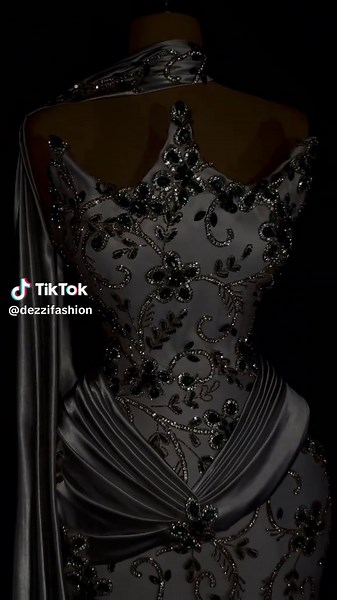 Elegant Dress That Turns Heads and Steals Hearts