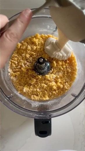 Homemade Cheddar Crackers