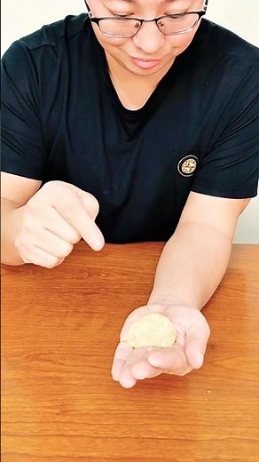 Exploding potato chip with Finger 💥🤯