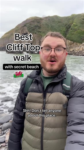 Secret beaches of Wales: amazing cliff top walk near Tenby #tenby #wales #pembrokeshire #uktravel #hiking