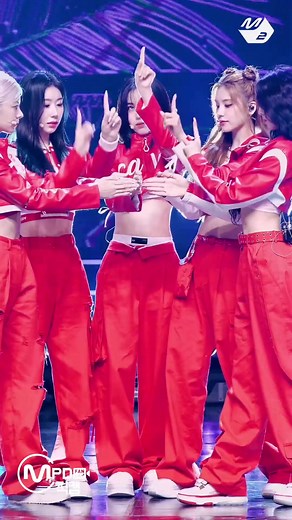 Cake Itzy Full Dance Performance and Fancam Compilation