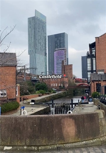 Castlefield 📍 - - - A failed attempt to have a look at the Castlefield Viaduct ☹️ but we got Mancoco Coffee at least ! 😁 #castlefield #manchester #manchesterwalks #mcr #mcrwalks #citywalk