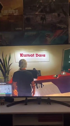 The woman on the GTA 5 loading screen