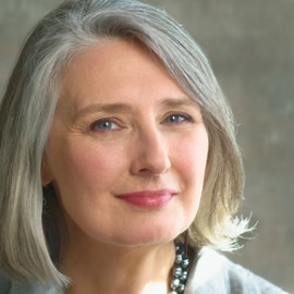 Louise Penny | Keynote Speaker | AAE Speakers Bureau