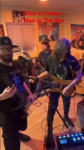 Alice In Chains - Man In The Box