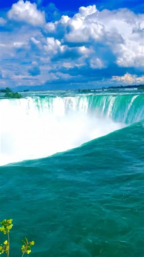 🌈 Rainbow Magic at Niagara Falls 🇨🇦 You Won’t Believe This View!