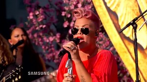 【白兔子】P!nk - White Rabbit (Live at Jimmy Kimmel) 2016