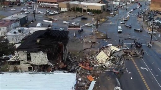 Multiple tornadoes rip through Southern U.S.