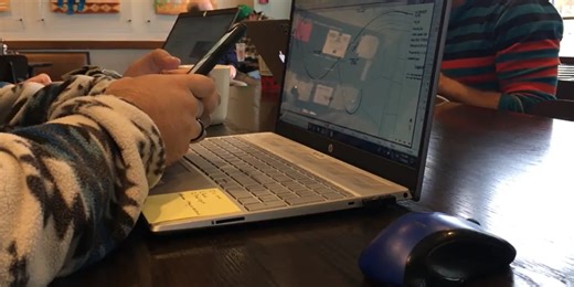 What the Tech: Why USB tethering is better than a WiFi hotspot