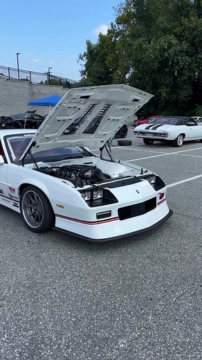 The MSD Atomic AirForce intake manifold delivers improved airflow and distribution to improve the performance of stock and modified engines. https://holley-social.com/MSDFB 📸 @everythingfastusa #MSD #MSDPerformance #MSDIgnition | MSD Performance