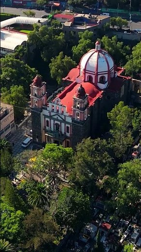 La Cuevita: The Sanctuary that Was Born from the Hill — 300 Years of Faith in Iztapalapa