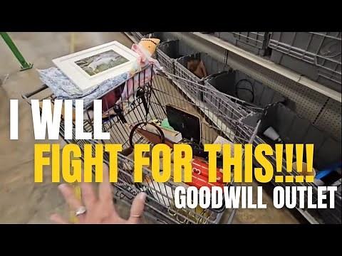 How did these AMAZING pieces end up at the Goodwill bins • Thrifting for home decor